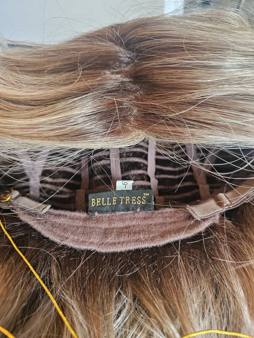 Belle Tress Balance HF British Milktea Wig Pre-Loved Tag Box